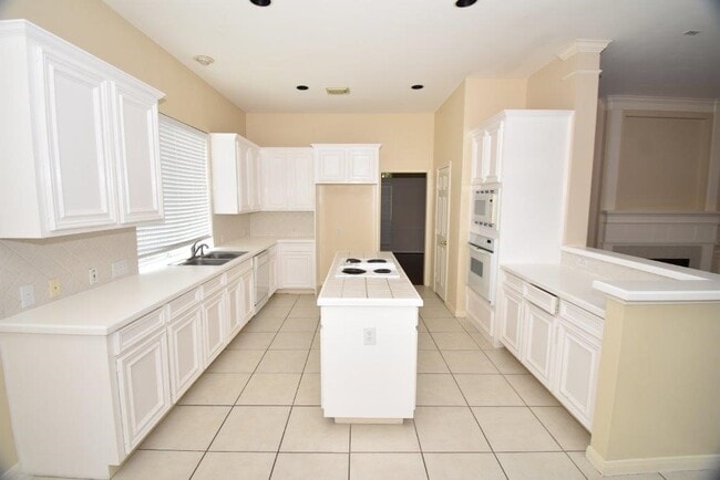 Photo - 12335 N Shadow Cove Dr