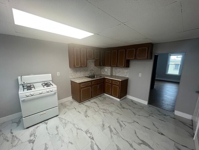 Photo - 185 Marion St Unit 3