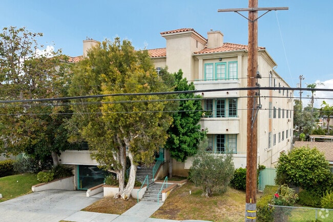 4230 S Centinela Ave