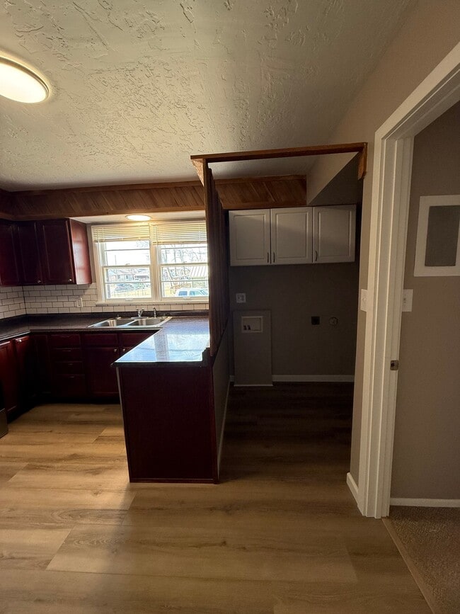 Photo - 1425 4th Ave NW