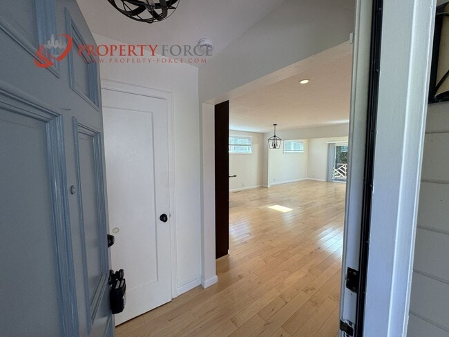 Photo - 530 29th Ave