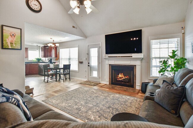 Photo - Dog Friendly Four Bedroom!