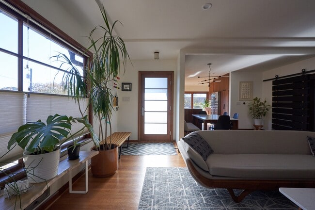 Photo - 2111 SE 28th Pl Unidad #B