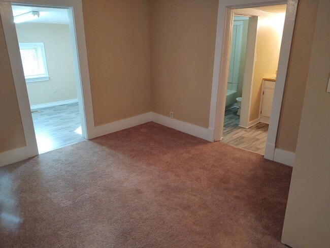 Photo - 2400 Ridgecrest Dr