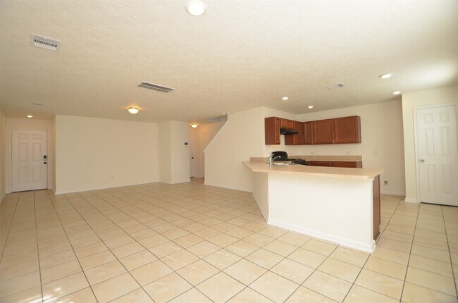 Photo - 19009 Barnesdale Ct