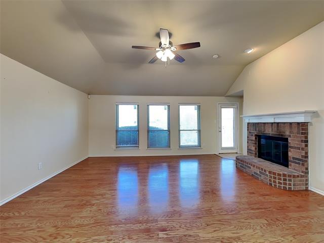 Photo - 1032 Bending Oak Dr