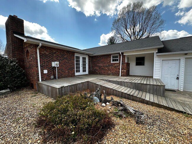 Photo - Old Fort Rental