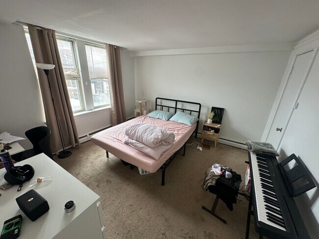 Building Photo - 36 Colborne Rd Rental