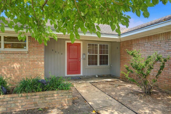 Photo - 8410 Glen Valley Dr