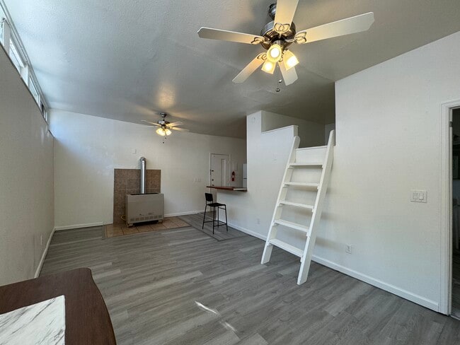 Photo - 312 Ruxton Ave