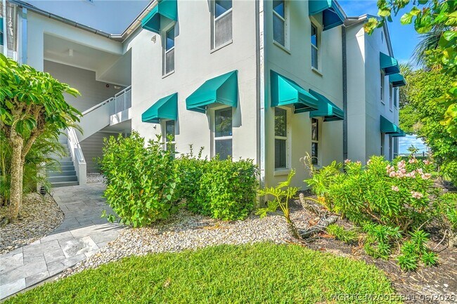 Photo - 184 NE Edgewater Dr Unit 1001