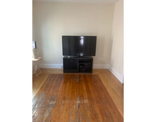 Photo - 23 Charnwood Rd Unit 2