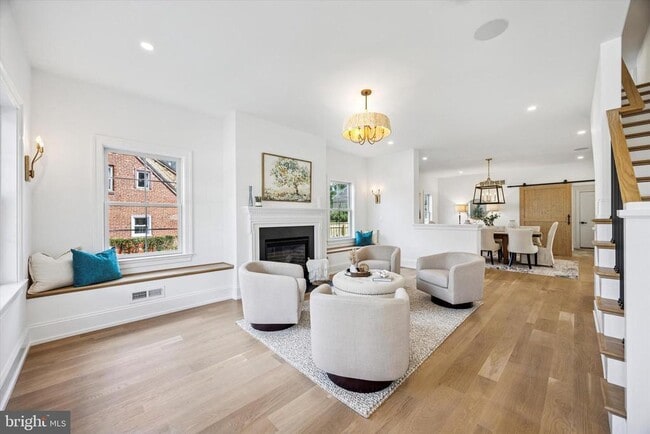 Photo - 412 E Jefferson St