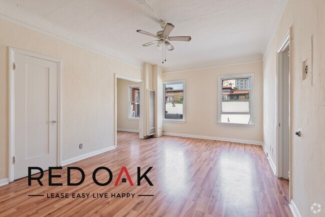 Building Photo - Spacious Studio with Beautiful Floors, Kit... Unit 302 Rental