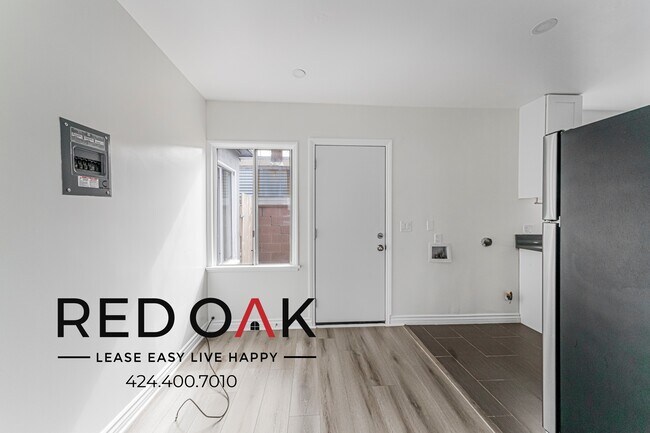 Photo - 4010 W 130th St Unit C