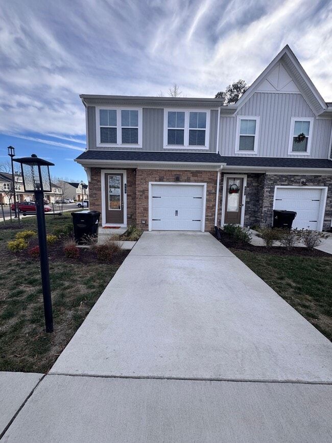 Photo - 8603 Underhill Dr Townhome