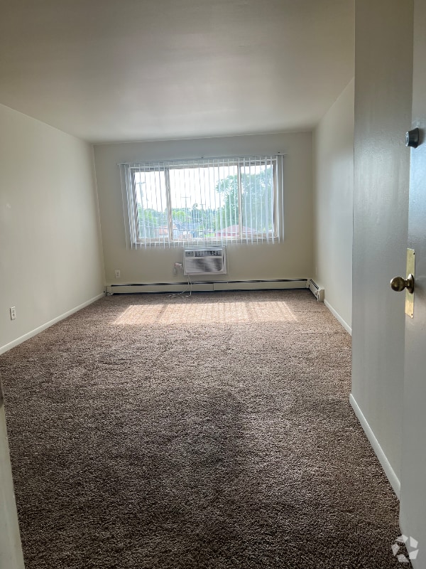 Building Photo - 822 Biddle Ave Rental