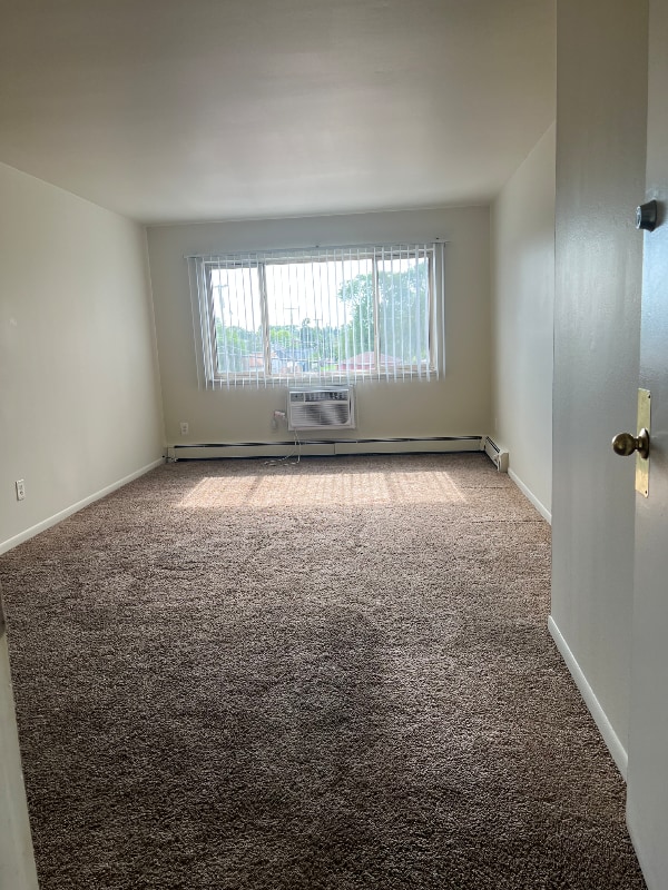 Building Photo - 822 Biddle Ave Rental