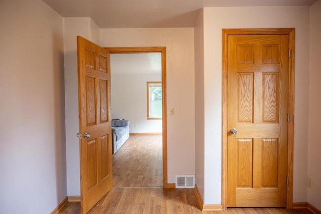 Photo - 901 Martin St