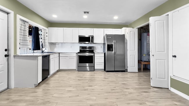 Photo - 6519 Spring Manor St