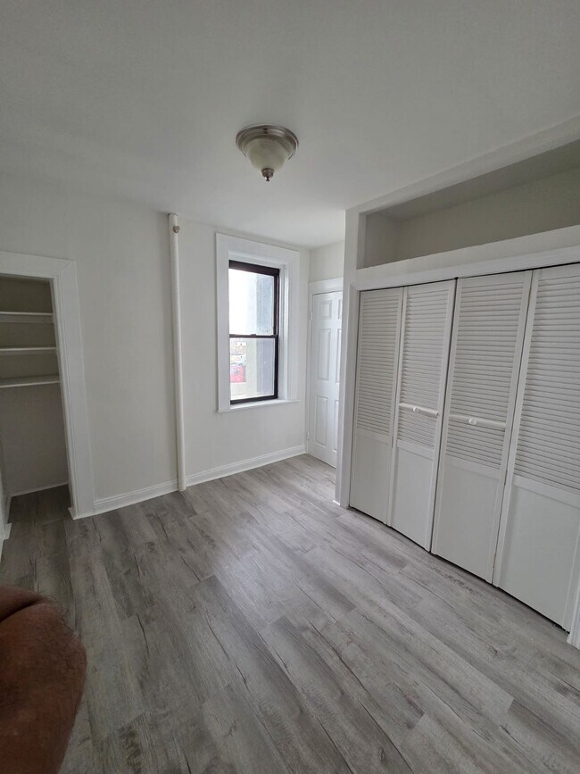 Photo - 318 58th St Unit 4