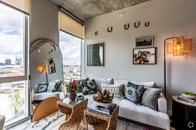 Unit 621 1BR 1B Studio