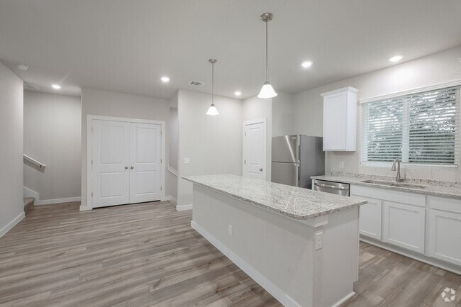 Building Photo - Luxurious 3/3.5 in The Preserve at the Dom... Rental