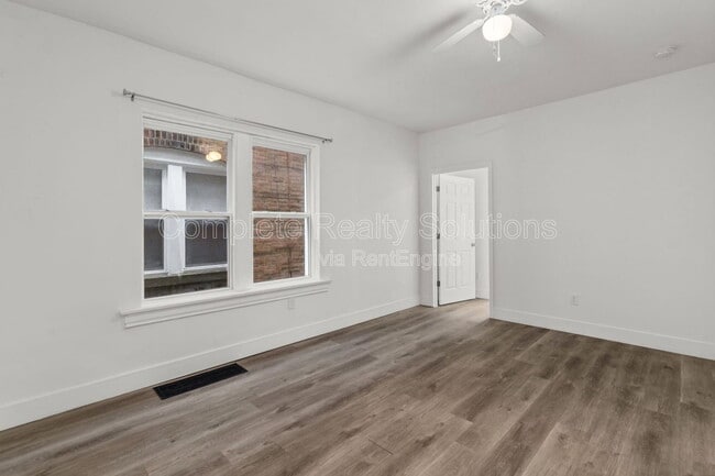 Photo - 3702 Meramec St Unit 1e