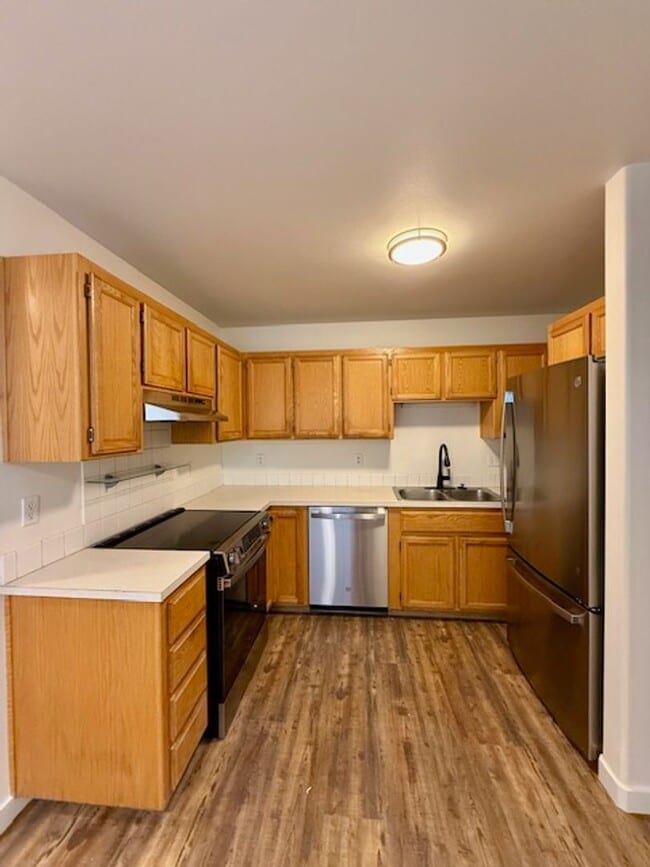 Photo - 1290 NW Knoxville Blvd Unit C