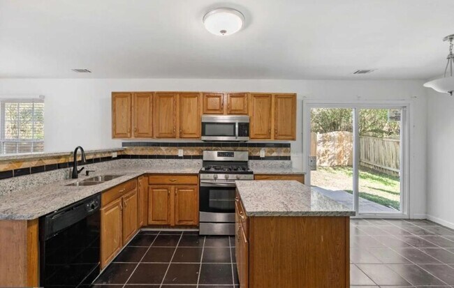 Photo - Spacious 4BR House in Atlanta