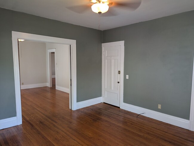Photo - 1107-1109 Monroe Ave Duplex Unidad 1107 Monroe Ave, Upper