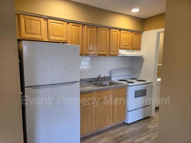Photo - 3057 Idylwilde Blvd Unit Apt 2-D