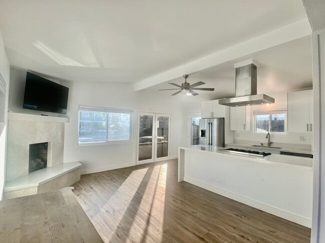 Photo - 1144 W Balboa Blvd Unit A