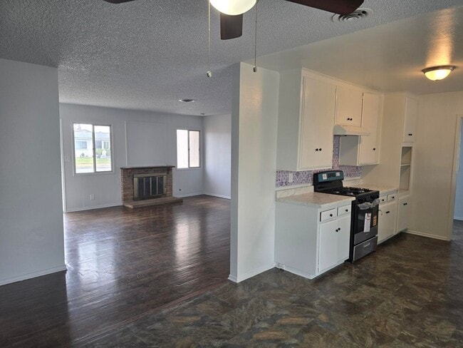 Single Family Home in Anaheim for Rent - Single Family Home in Anaheim for Rent