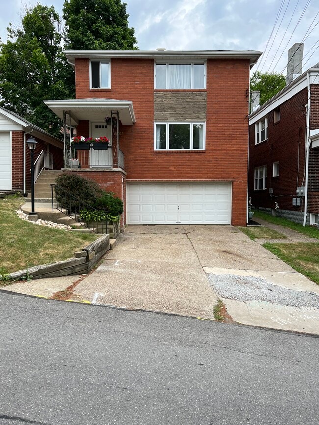 Photo - 3309 Bookman Ave Apartments Unit 2