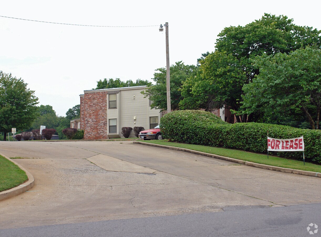 Vantage Point Apartments - Vantage Point Apartments