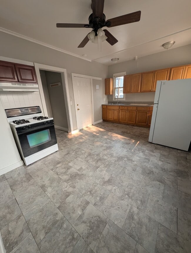 Photo - 30 Fox St Unit 2