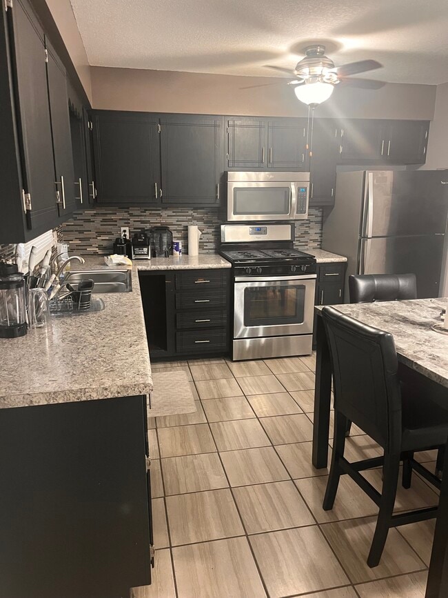 Photo - 2829 E Wood St