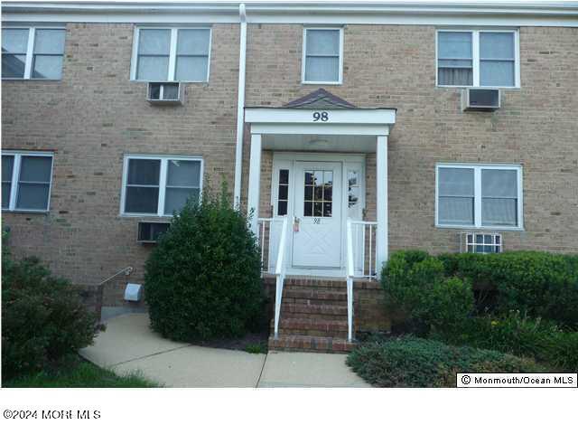 Photo - 98 Stonehurst Blvd Condo Unit B