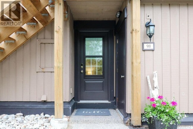 Photo - 23 Dawson Dr