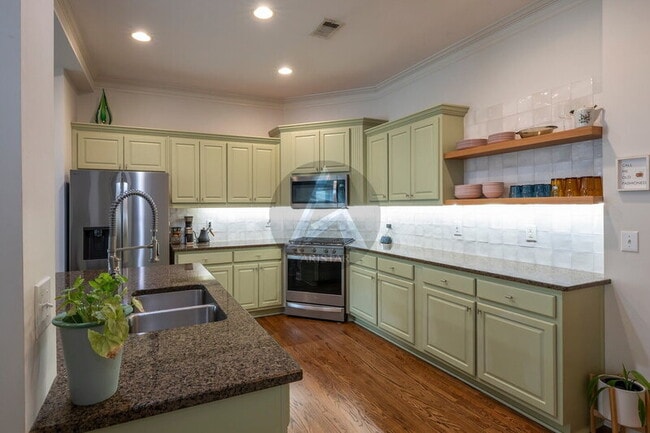 Photo - 1615 Ridenour Pkwy NW