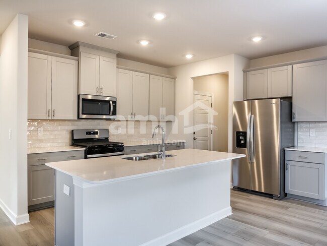 Photo - 801 Treeline Rd