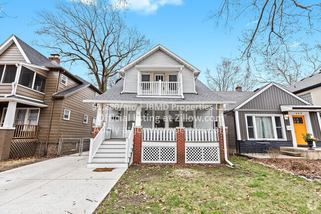 Building Photo - Completely Updated 1 Bedroom Upper Flat Rental