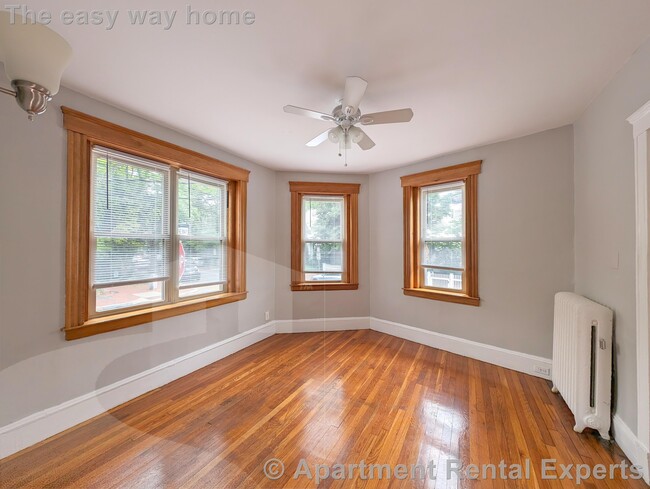 Building Photo - 99 Hancock St Unit #1