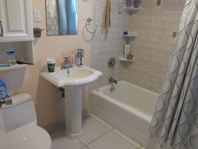 Photo - 5500 Lake Lizzie Dr