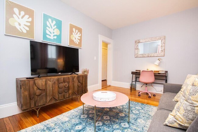 Photo - 1 bedroom in Brookline MA 02445 Unidad 5