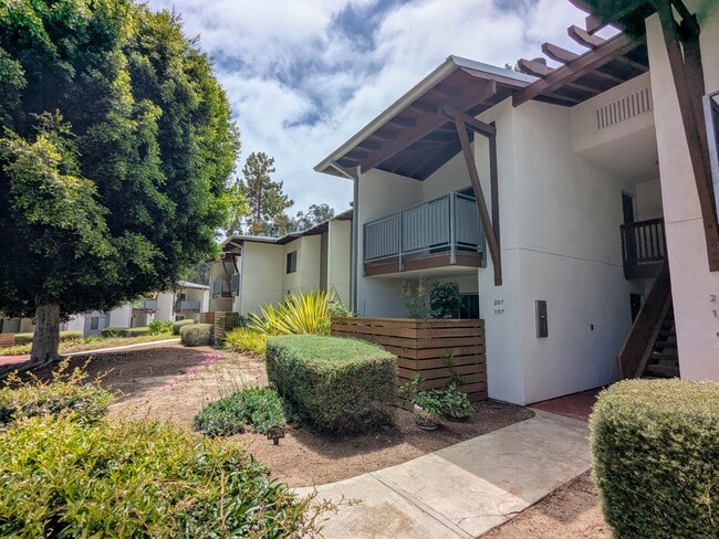 Photo - 1780 S El Camino Real Townhome