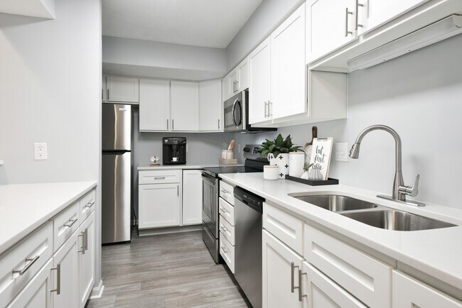 The Donovan Apartment Homes