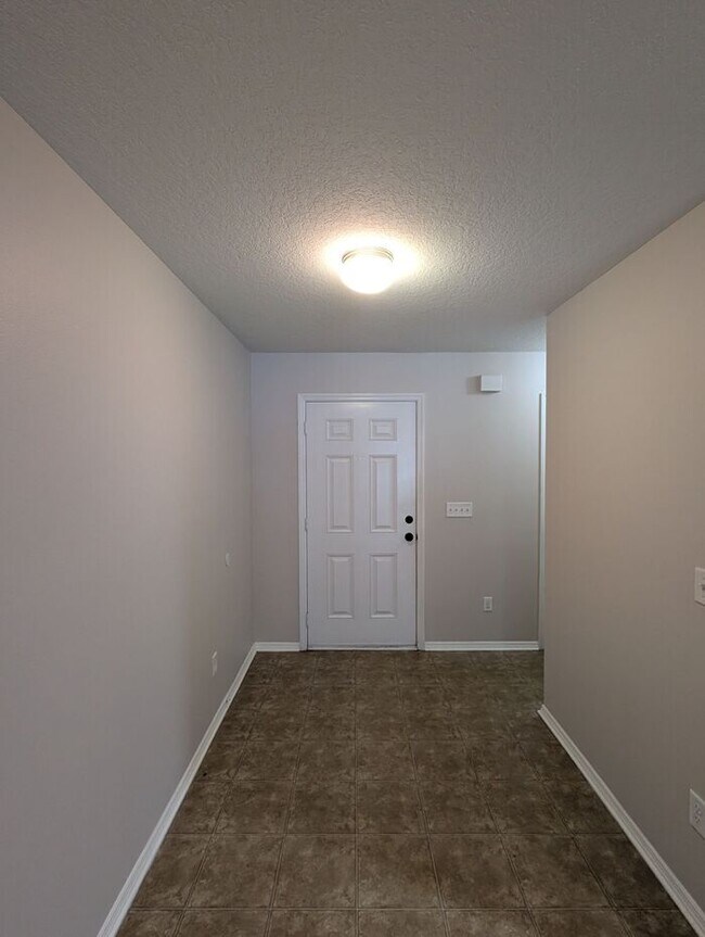 Photo - 277 Michelangelo Pl