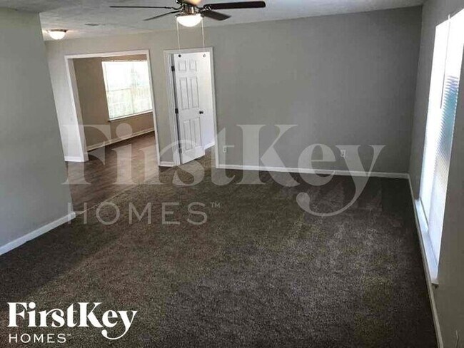 Photo - 20 Mildred Ln